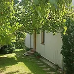 Barackvirág Apartamento *