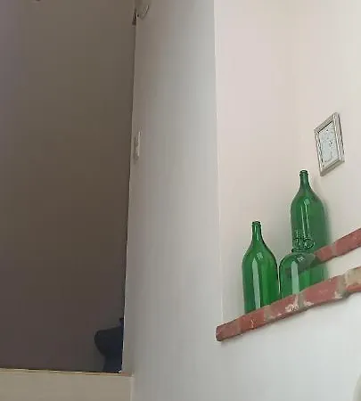 Barackvirag Apartmanhaz דירה