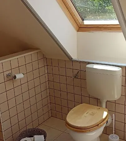 Barackvirag Apartmanhaz דירה פוניארצוושהג'