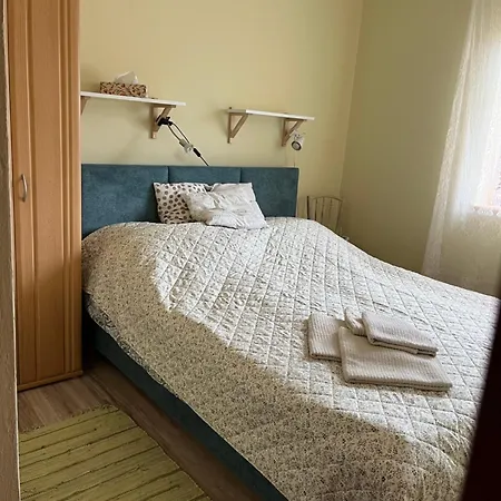 شقة Barackvirag Apartmanhaz *