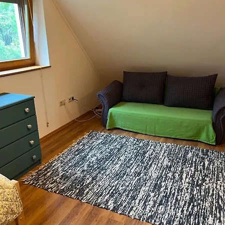 Barackvirag Apartmanhaz شقة فونيارتْسفاشغ