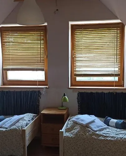 Apartament Barackvirag Apartmanhaz