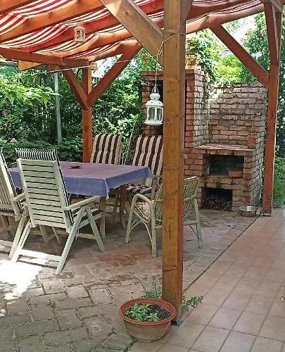 Barackvirag Apartmanhaz Vonyarcvashegy