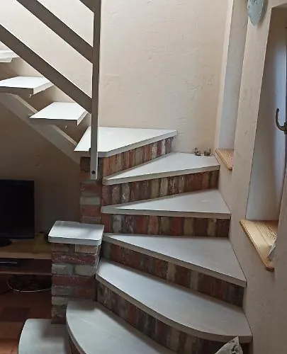 Barackvirag Apartmanhaz *